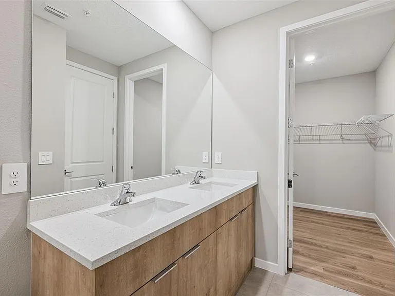 2316 E Concord St #8 — Photo 7