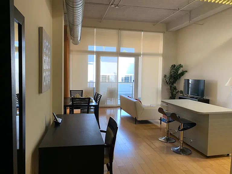 Suite #9 - 2 bed/1 bath - 979 sq ft.