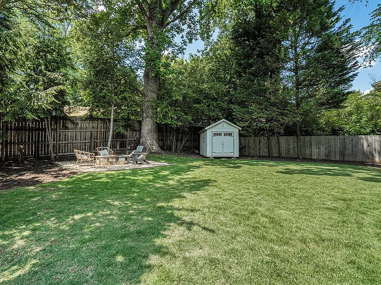 614 Cooledge Ave NE — Photo 23