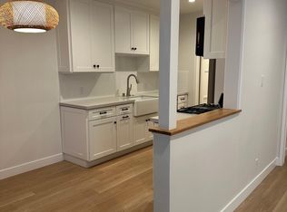 692 Bienveneda Ave, Pacific Palisades, CA 90272