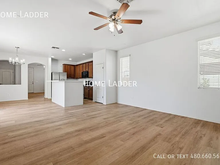 4172 E Santa Fe Ln — Photo 14
