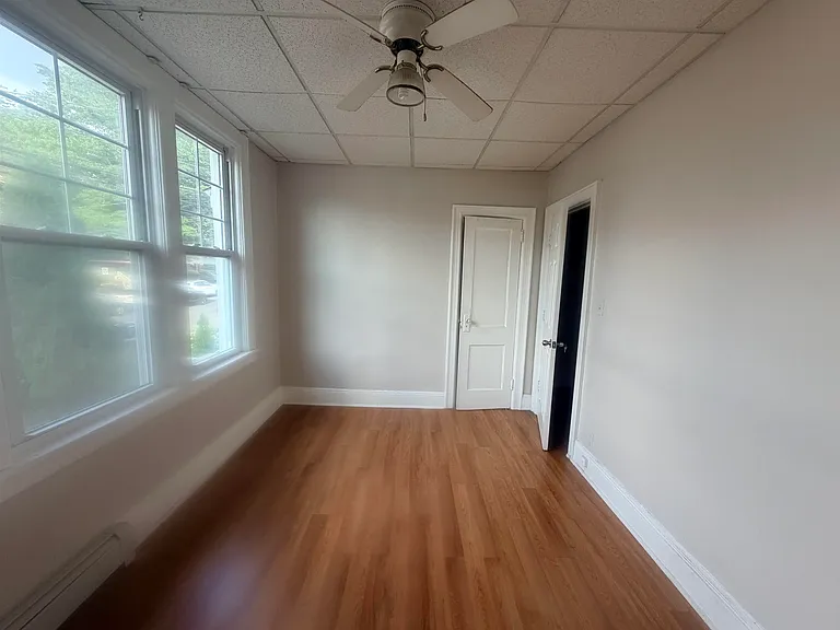 138 W 30th St #1 — Photo 19