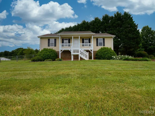 100 Jordan Ln, Granite Falls, NC 28630