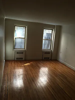 Rented by America Realty LLC | media 5