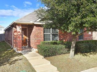 9113 Sundance Trl, Aubrey, TX 76227