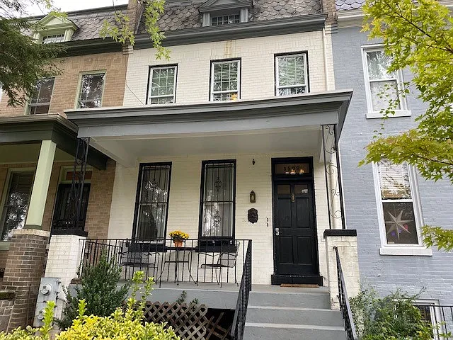 Building Photo - 1502 Potomac Ave SE