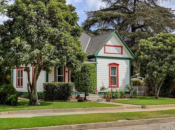 4th image of 336 N Vista Bonita Ave