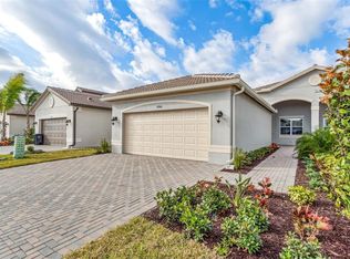 4940 Sienna Isles Ave, Wimauma, FL 33598