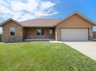1905 S Oriole Ct, Ozark, MO 65721