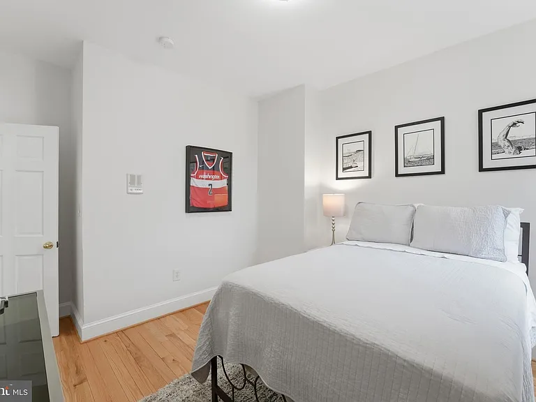 56 Adams St NW — Photo 29