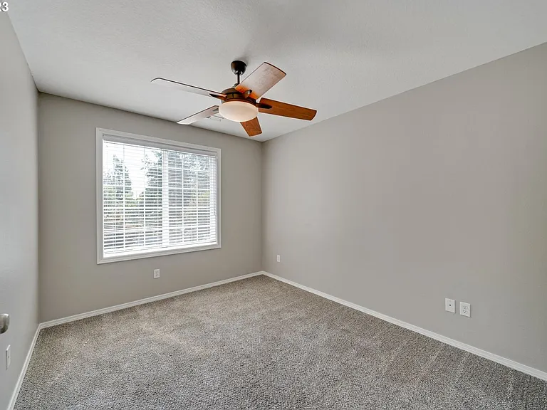 773 N Pine St — Photo 21