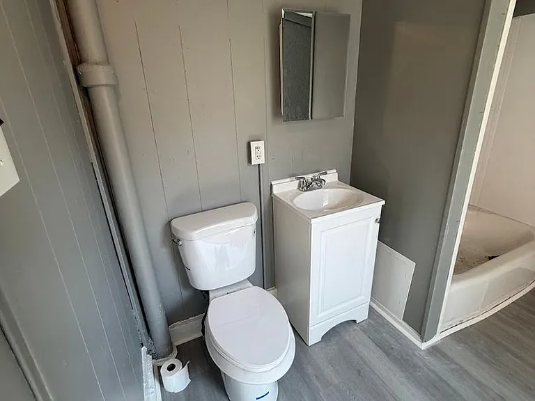 417 Cedar St — Photo 5