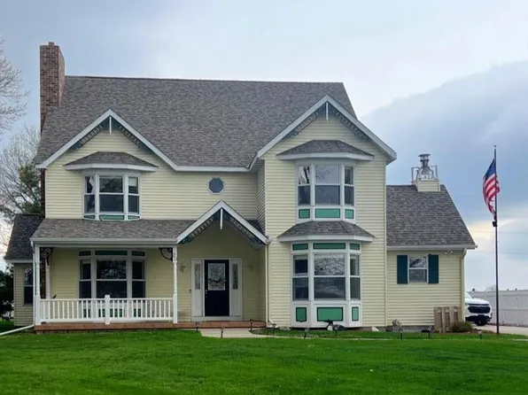 20 Lake Ave, Madison Lake, MN 56063