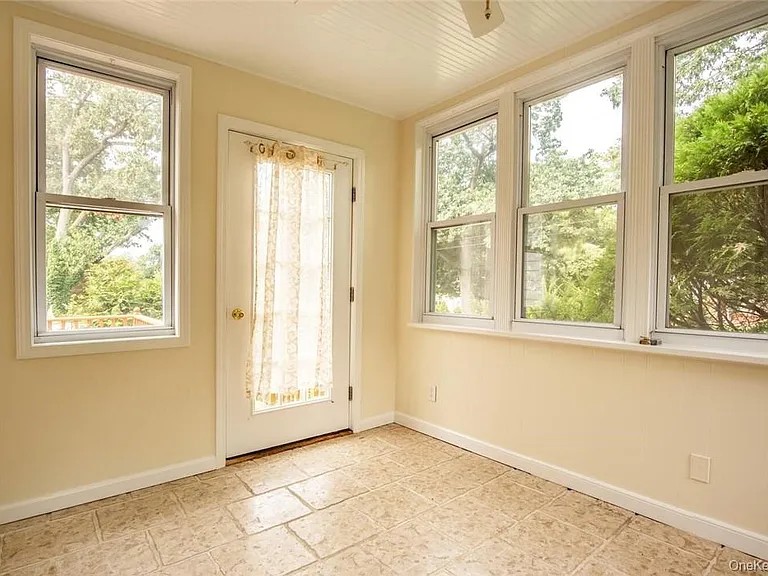 227 N Main St #1 — Photo 7