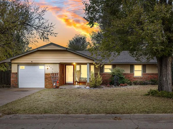 202 W Osage St, El Reno, OK 73036