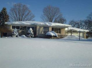 8321 Marcrest Dr, Shelby Township, MI 48316