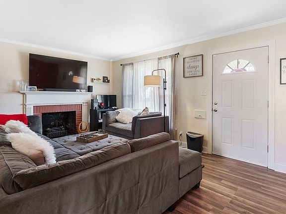 3rd image of 50 Stanton Ave