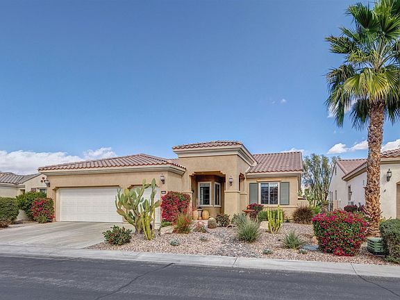 2nd image of 81192 Avenida Lorena