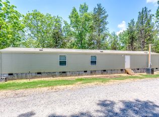 1909 Variety Way, Dandridge, TN 37725