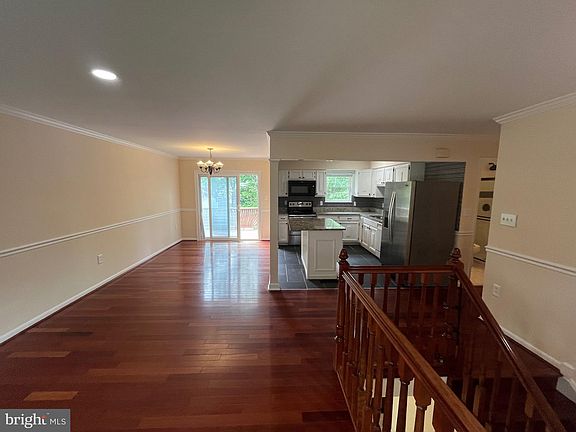 5th image of 5649 Newtone Ct