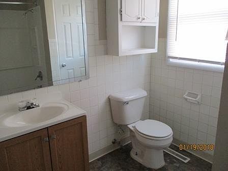 2nd image of 1726 E 50th St APT B