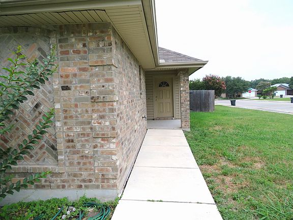 2nd image of 1636 Kimberly Dawn Dr