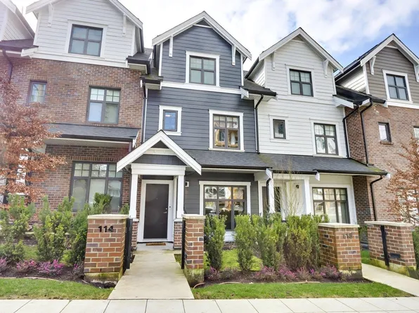 678 Fairview St #114, Coquitlam, BC V3J 0N1