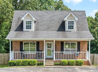 121 Candy Dr, Cadiz, KY 42211