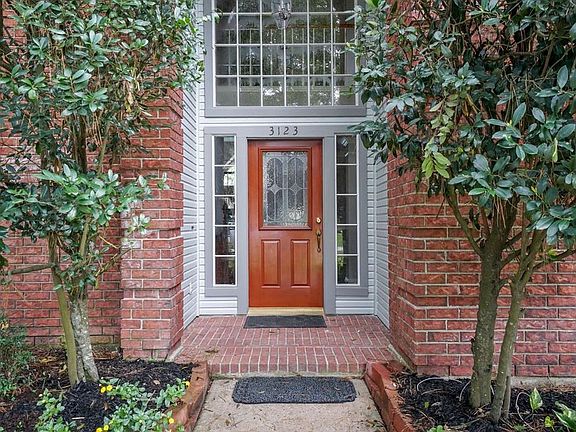 4th image of 3123 Creek Manor Dr