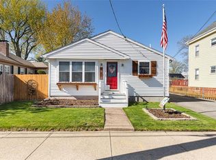 60 Greeley St, Pawtucket, RI 02861