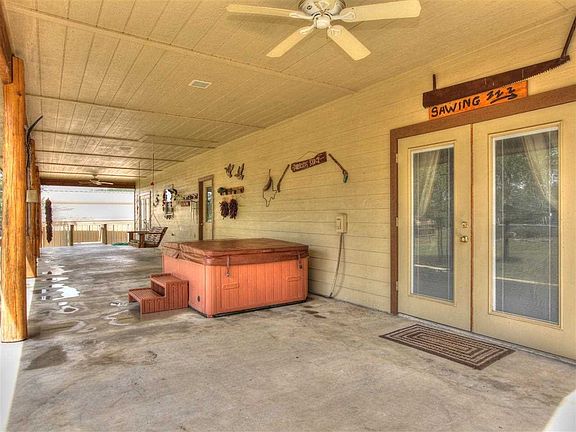 3rd image of 101 Mesquite Hl