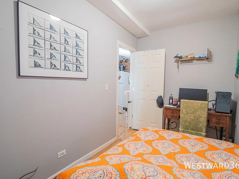 3242 N Hoyne Ave #G — Photo 9