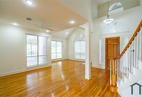 4th image of 3604 Blackwood Ct