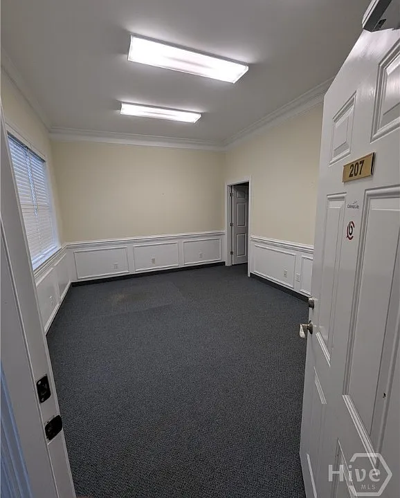 37 W Fairmont Ave #207