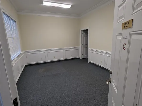 37 W Fairmont Ave Suite 207, Savannah, GA 31406