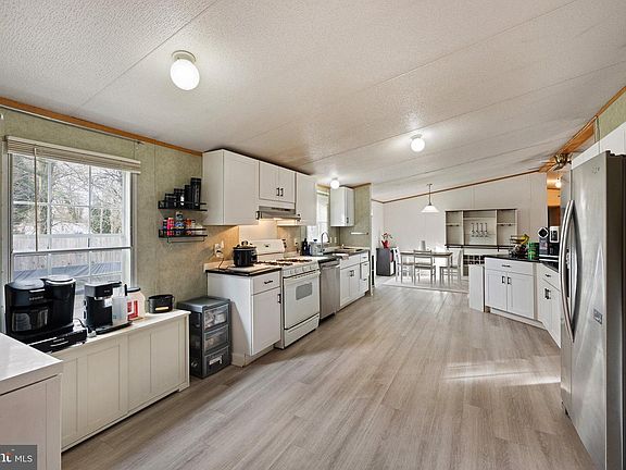 3rd image of 1650 Cypress Branch Rd