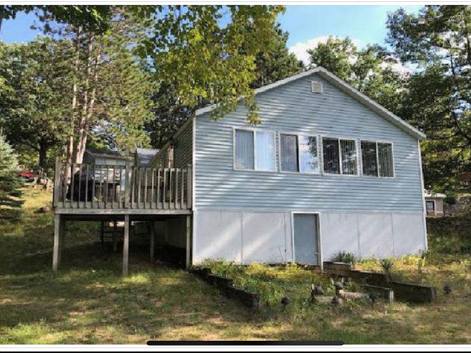 1st image of 10703 Round Lake Dr