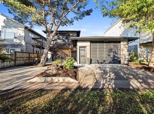 440 Avenue I, Seaside, OR 97138