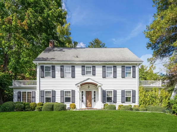 105 Walworth Avenue, Scarsdale, NY 10583