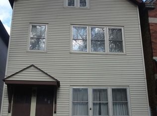 1342 W Barry Ave, Chicago, IL 60657