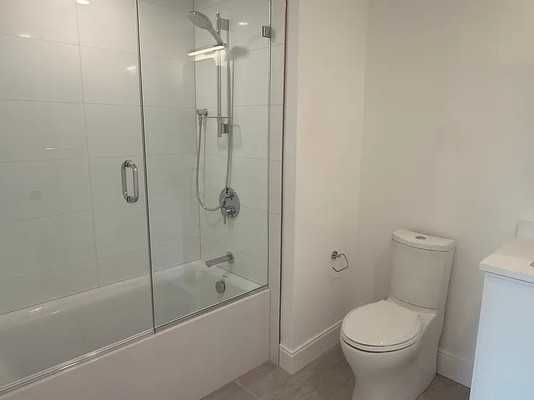 32 Orkney Rd #3D — Photo 16