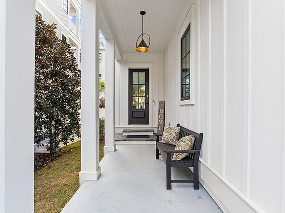 2nd image of 71 Grande Pointe Dr