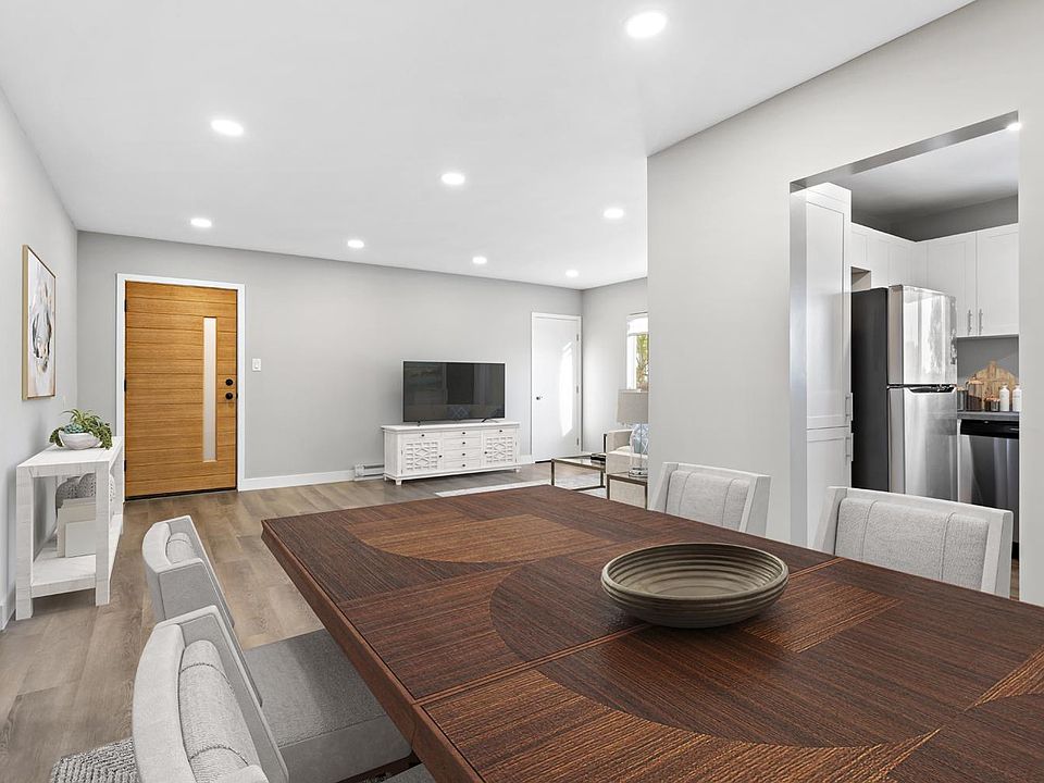 1st image of 2027 Vista Del Mar St #5
