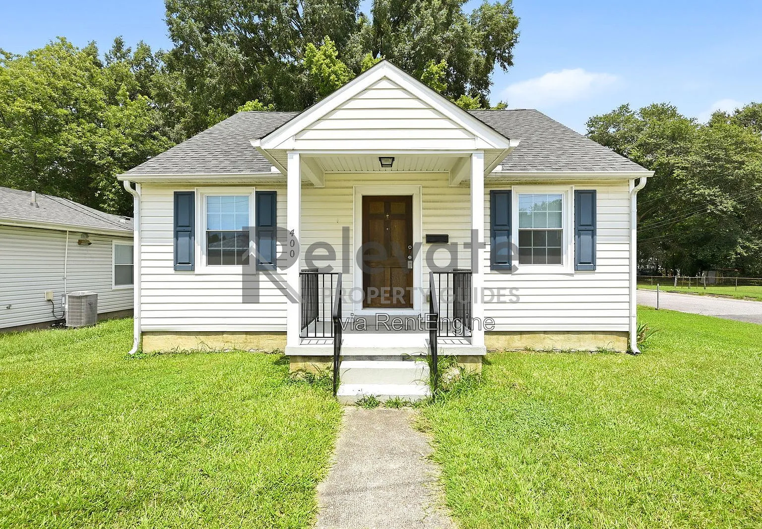 2 bed, 1.0 bath, 840 sqft, $1,450 — Photo 1