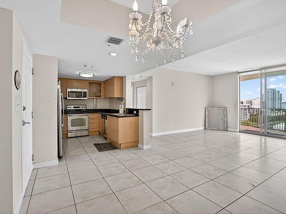 2nd image of 140 S Dixie Highway #819