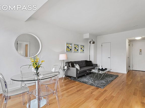 3rd image of 7 E 14th St APT 20V