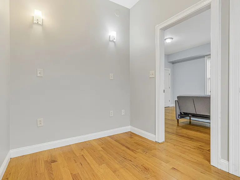 50 Dudley St #2 — Photo 16
