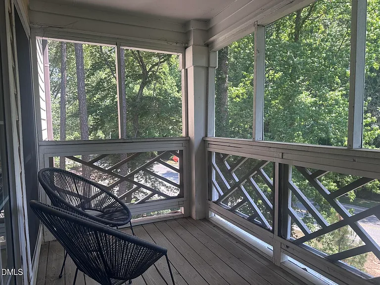 1010 Kingswood Dr #G — Photo 22