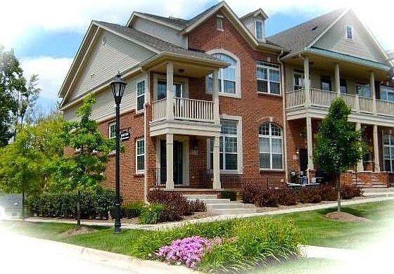 1st image of 120 Sandy Ln #1