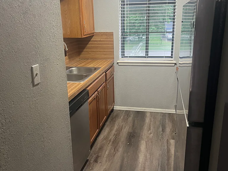 408 S Porter Ave #1 — Photo 9